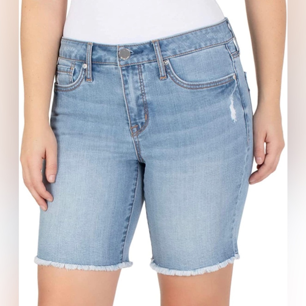 Seven Sunset Bermudas